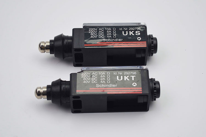3pcs/lot Travel Switch UKS UKT - đánh giá và giá Travel Accessories Manufacturer